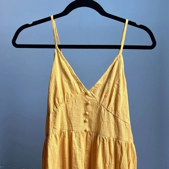 SHEIN Sundress Yellow Gold | V Neck Sundress | Yellow Sundress | Gold Sundress - Picture 2 of 9